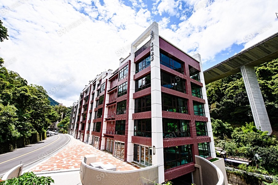 石川水岸實景圖