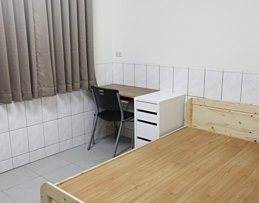 內埔雙人床套房近鬧區,巷內安靜 - Image 3