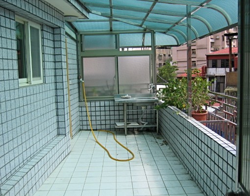 5分鐘內到捷運,屋新,鬧中取靜. - Image 4