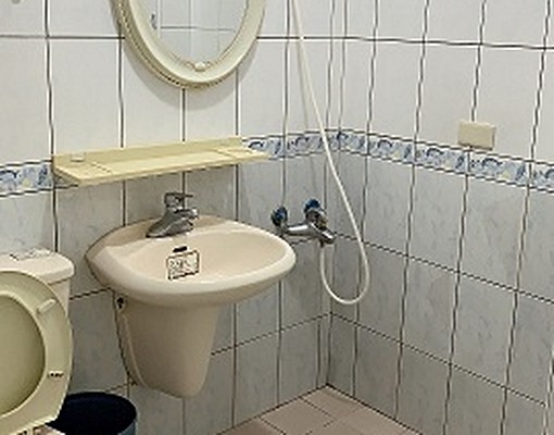 近中平商圈、鄰近夜市、鬧中取靜生活機能佳 - Image 8