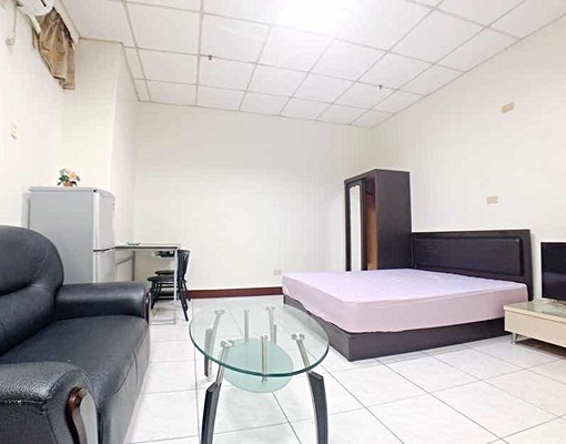 SOGO獨立大套房可租補入籍報稅台水台電 - Image 2