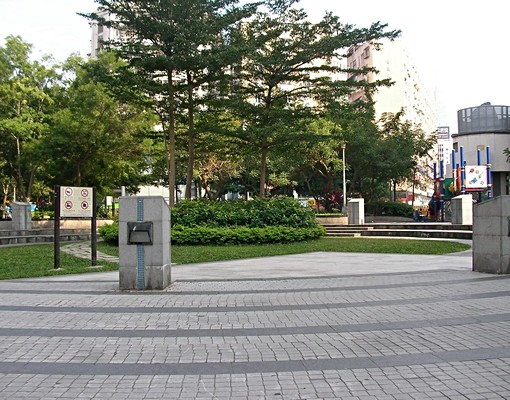 限短租)近sogo面公園景觀棒 - Image 4