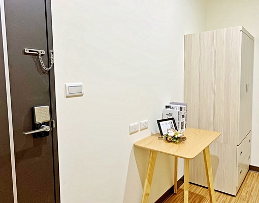 近三和國中捷運站5分鐘.精緻女性雅房-可租補 - Image 5