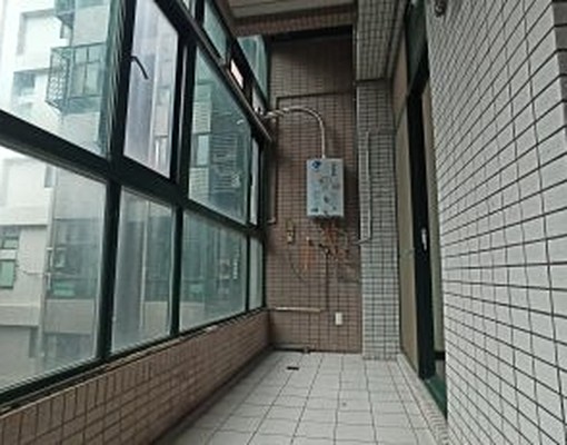 中和環球購物中心附近捷年高昇社區三樓出租 - Image 11