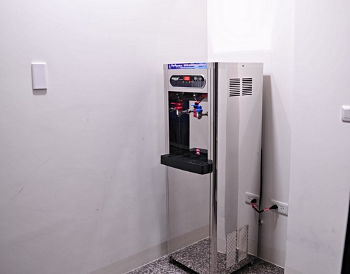 新市套房出租，含全套家具有獨立陽台 - Image 3
