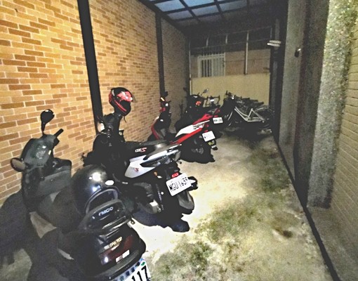 雲科大優質套房,有陽台、木紋地板 - Image 3