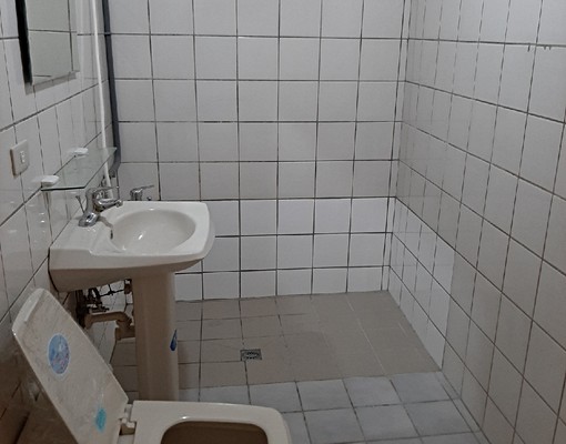 近鳥日林新高鐵超大雅房,優質家具,超大陽台獨洗獨曬可煮飯出租 - Image 7