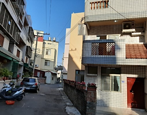 近鳥日林新高鐵超大雅房,優質家具,超大陽台獨洗獨曬可煮飯出租 - Image 10