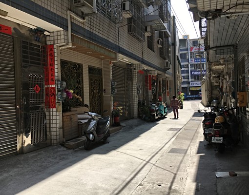 捷運鳳山西站、超大套房、近衛武營、採光好 - Image 10