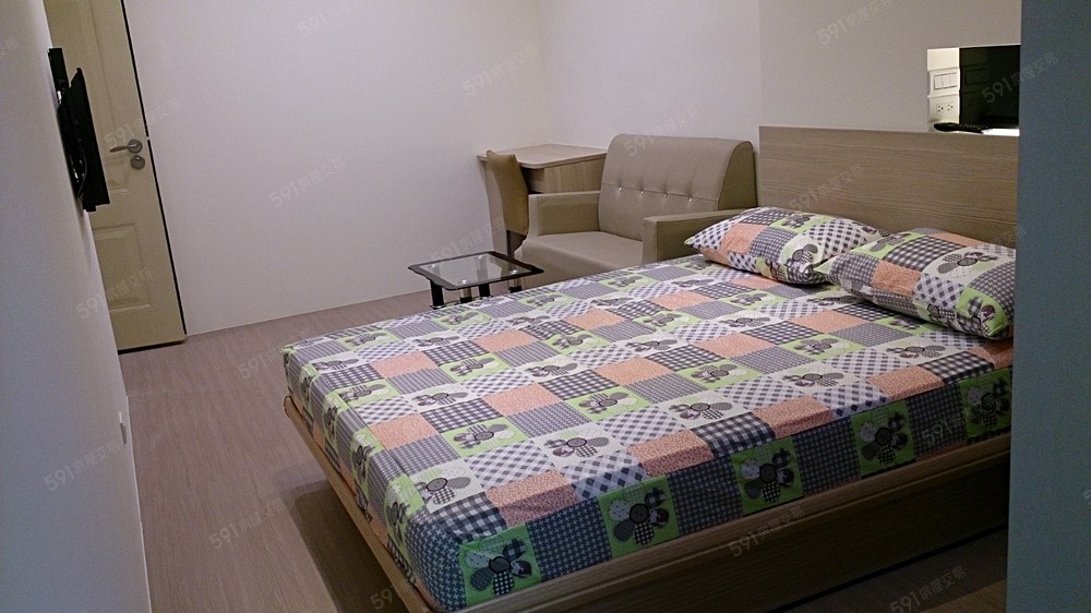 室內格局方正傢俱狀況優良