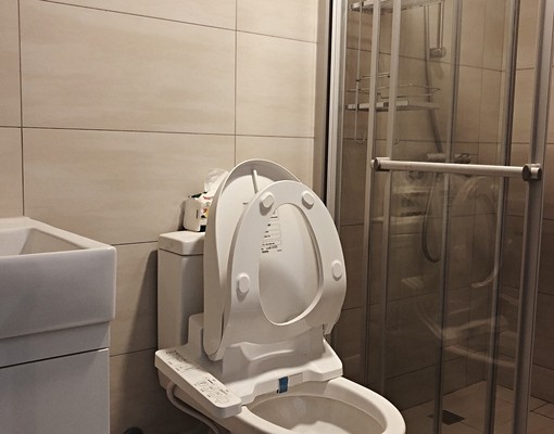 高鐵華泰宜家優質2+1房4台冷氣附車位 整層住家 新潤A18 591租屋 月租23,000元/月