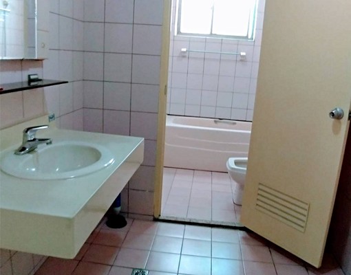 69坪大空間、270度採光,廁所開窗、平面大車位 - Image 8