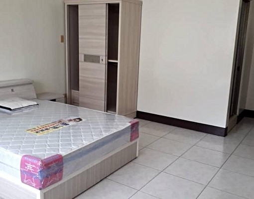 出去就是夜市!套房出租（限男生） - Image 4