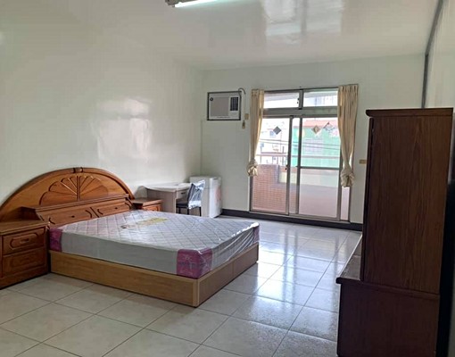 出去就是夜市!套房出租（限男生） - Image 8