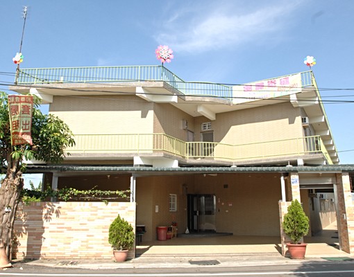 和發&大發，套房宿舍，每月5千元 - Image 1