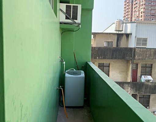 友愛商圈(僑平國小前)~電梯大套房出租 - Image 6