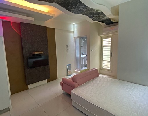 小劉租屋~全新杜拜風格~獨立陽台洗衣機 - Image 3