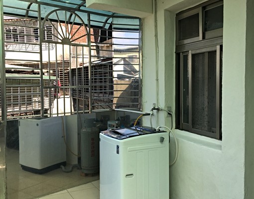 南雅圖書館旁、三房兩廳附家具-仲介勿擾。 - Image 6