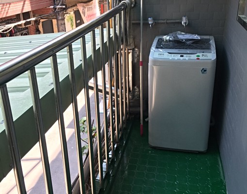 三重國小捷運站全新獨幢套房 - Image 5