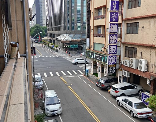 一房一廳一衛一陽台套房出租多間房可選 - Image 1