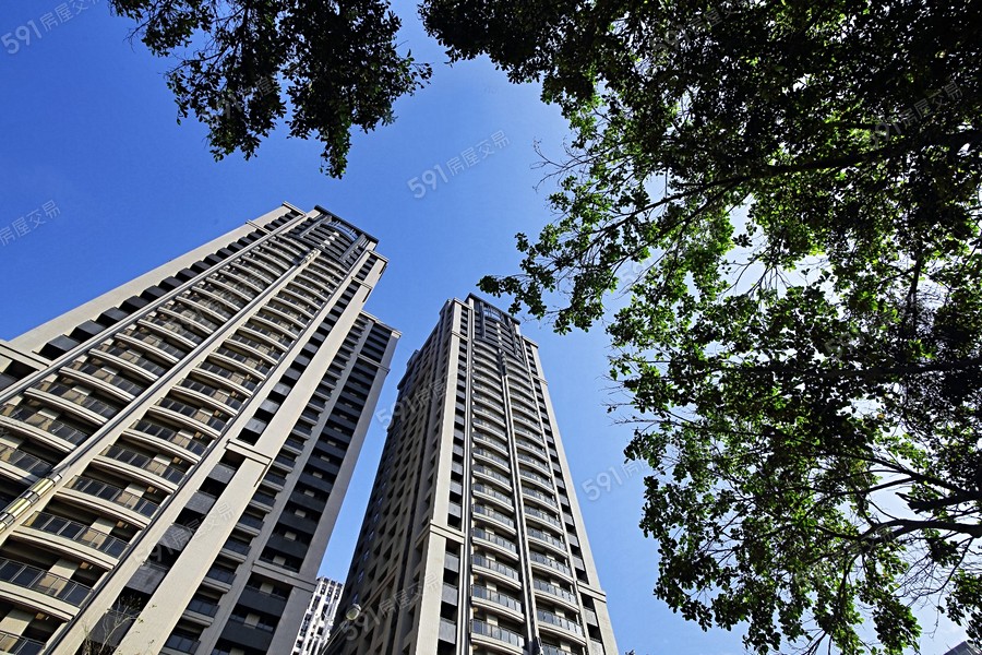 浩瀚高峰匯實景圖