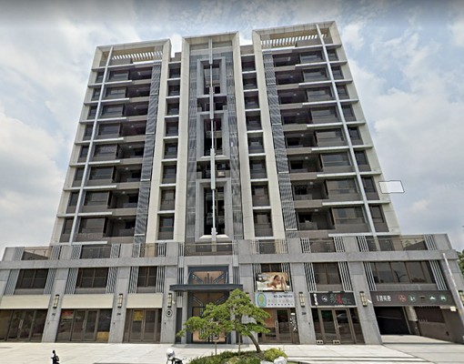 菁英薈2房|稀有10坪大露台+車位|方正格局、交通便利 - Image 5