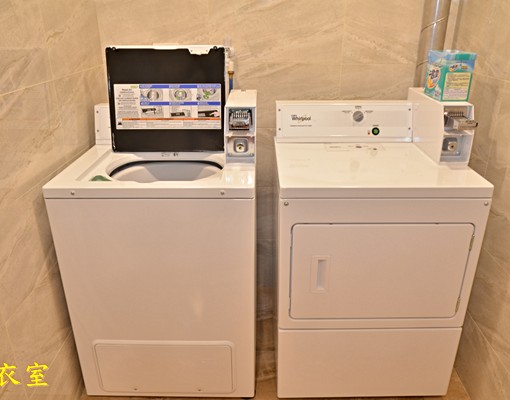 捷運站月租雅房/含傢俱水電管理費免押金 - Image 2