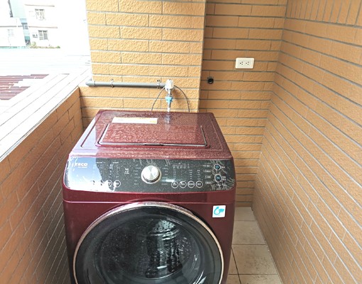 新裝修有電梯獨立陽台套房有車位租 - Image 9