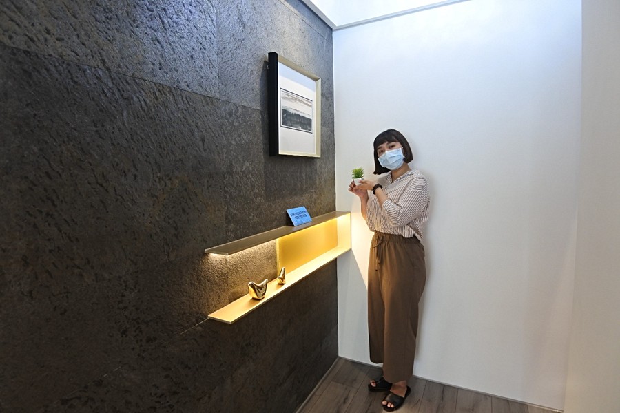 小玄關可以放小盆栽~