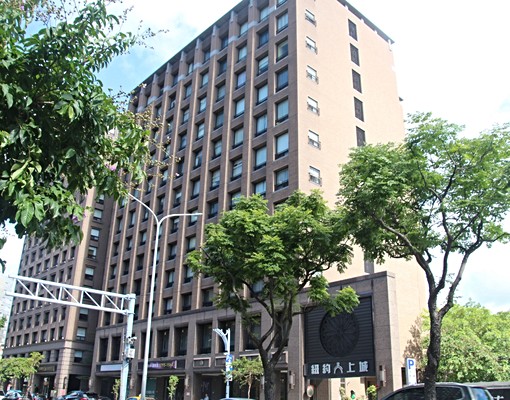 近內湖行大樓挑高三米六美麗套房出租 - Image 1