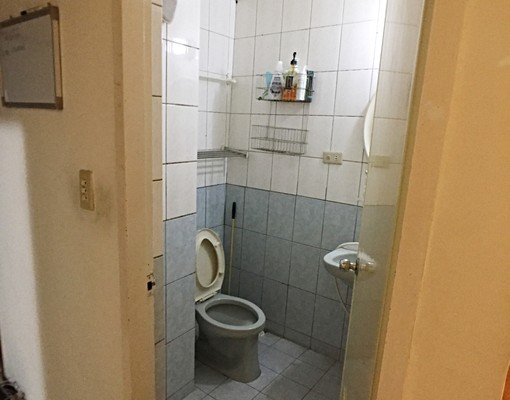 包水電瓦斯.近信義商圈.交通方便 - Image 4