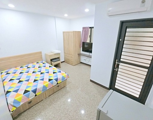 【可租補】電梯✔陽台✔採光好✔大空間✔神仙地點 - Image 1