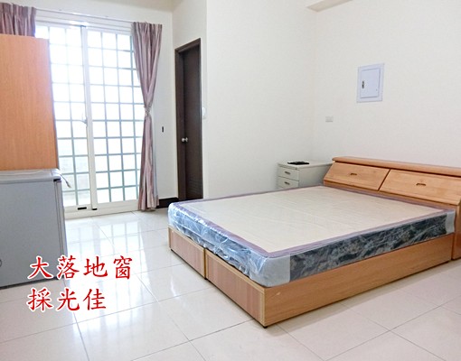 草漯可租補套房🚭禁菸寵🎀機車雨棚不淋雨 - Image 1