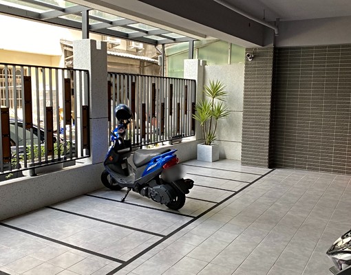 中壢工業區獨立陽台電梯套房 - Image 5