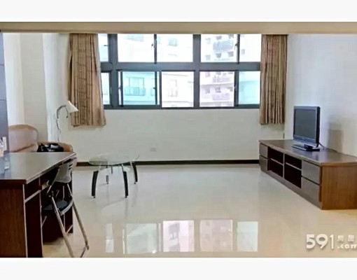 七張捷運站出口 - Image 1