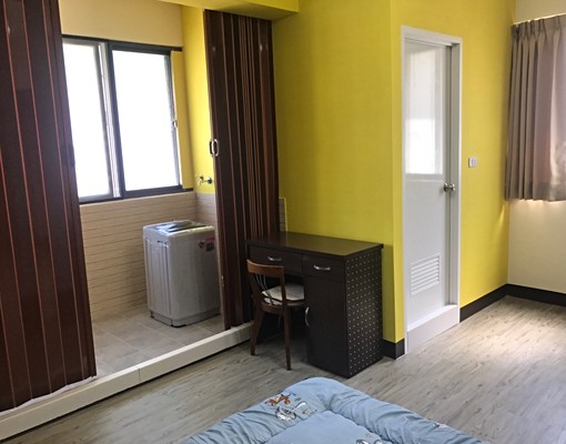 亮麗溫馨*套房*/近巨蛋自由黃昏市場 - Image 2