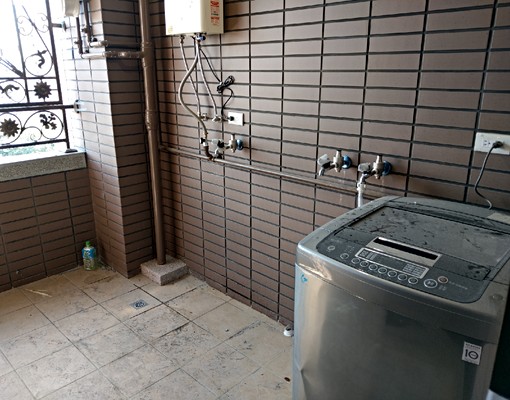 金鶯一品/3大房3套衛浴十車位附傢俱(可申請租補) - Image 9