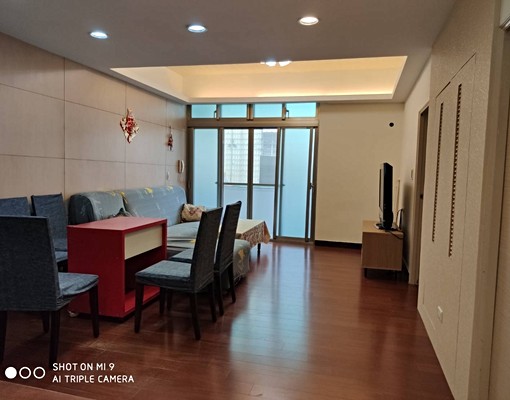 三重自強路二段溫馨兩房,採光通風佳屋方正,屋主自租 - Image 3