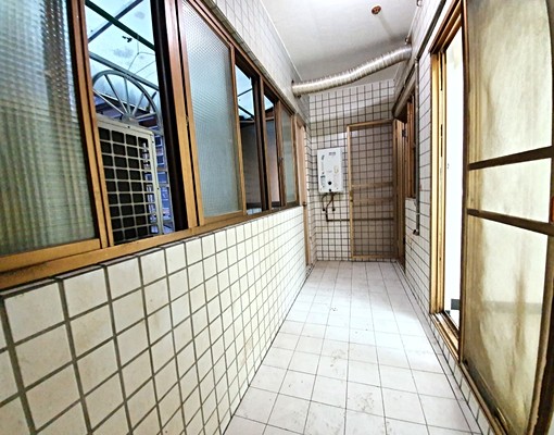 近捷運大房大廳大陽台大廚房+附車位 - Image 9