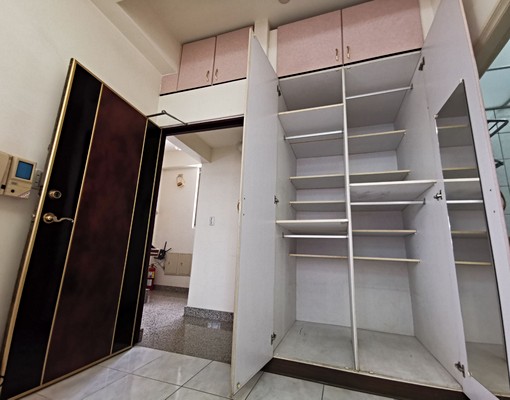 台中專租女性套房有大陽台專用洗衣機獨洗晒 - Image 8