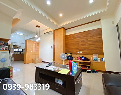 沙鹿美別墅,獨立車庫、大四房~可租補 - 591租屋網 - Image 1