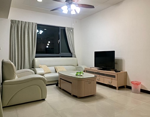 秒殺快來看~一中商圈育仁國小旁,稀有釋出大三房車位 - 591租屋網 - Image 1