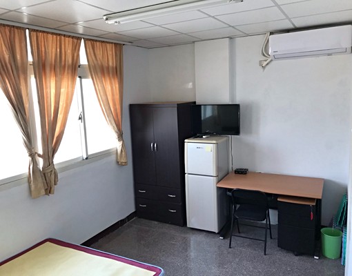 近平鎮家樂福台北商業工業區.室內機車位 - 591租屋網 - Image 1