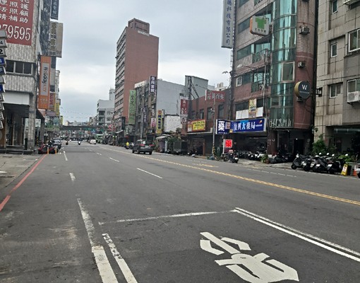 桃園火車站1房傢俱家電1萬含管理費台水電計費 - Image 2