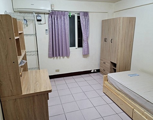 新泰路家庭式雅房,學生.畢業新鮮人有優惠 - Image 1