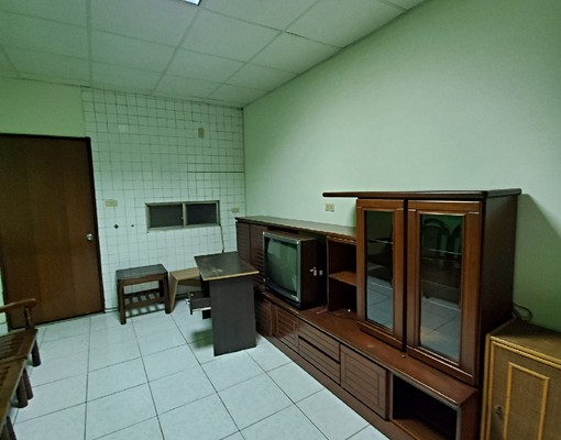 延平市場溫馨二房二廳採光設備齊全生活便利 - Image 9