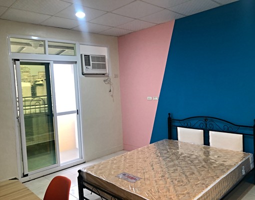 全新翻新生活便利出租套房 - Image 1