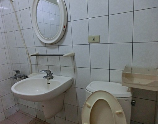 R21捷運站前溫馨四房近台積電-家具家電全.租金含管理費 - Image 11