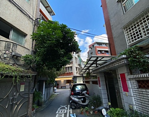 萬隆捷運6分鐘通風採光方正雅房 - Image 2