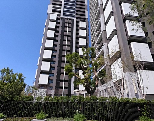 中正區全新優質大樓地下全坡道平面車位 - Image 7
